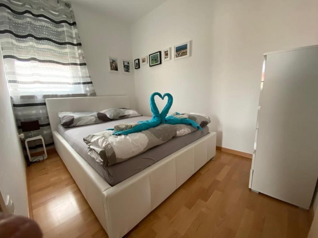 Apartman Erika Nin Dış mekan fotoğraf