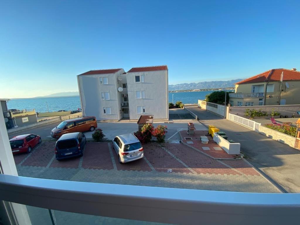 Apartman Erika Nin Dış mekan fotoğraf