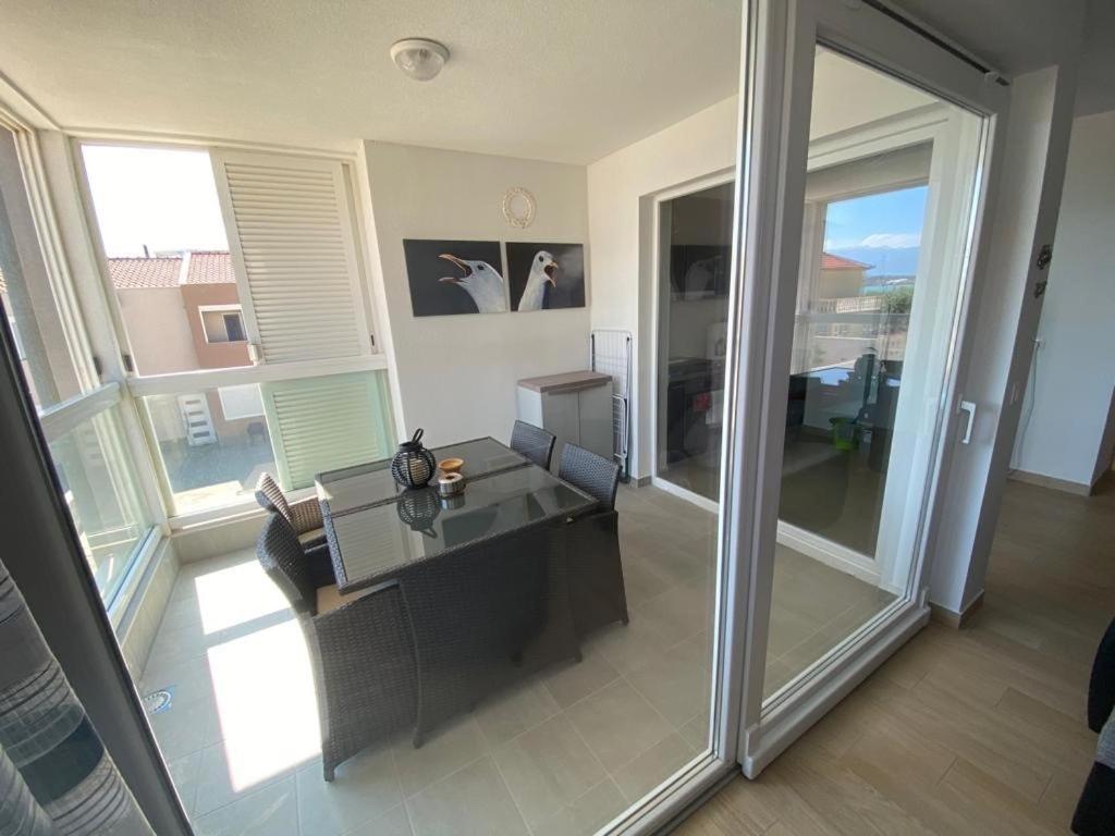 Apartman Erika Nin Dış mekan fotoğraf